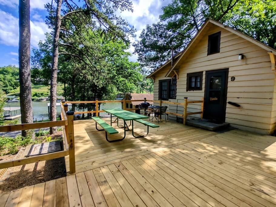 #09 - Large Lakeview One Bedroom- Pet Friendly Hot Springs Exteriör bild